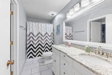 1592 Lighthouse Dr., Naperville, IL 60565