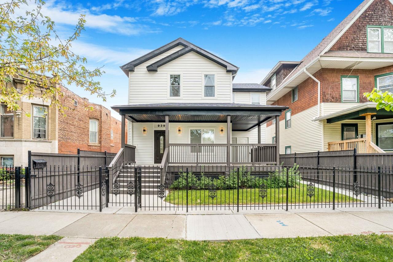 939 N Massasoit Ave., Chicago, IL 60651
