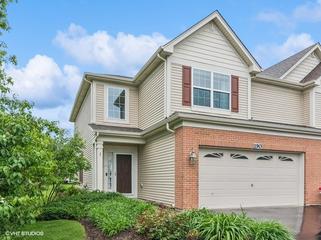 190 Birch Ln., St. Charles, IL 60175