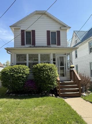 845 W Avon St., Freeport, IL 61032