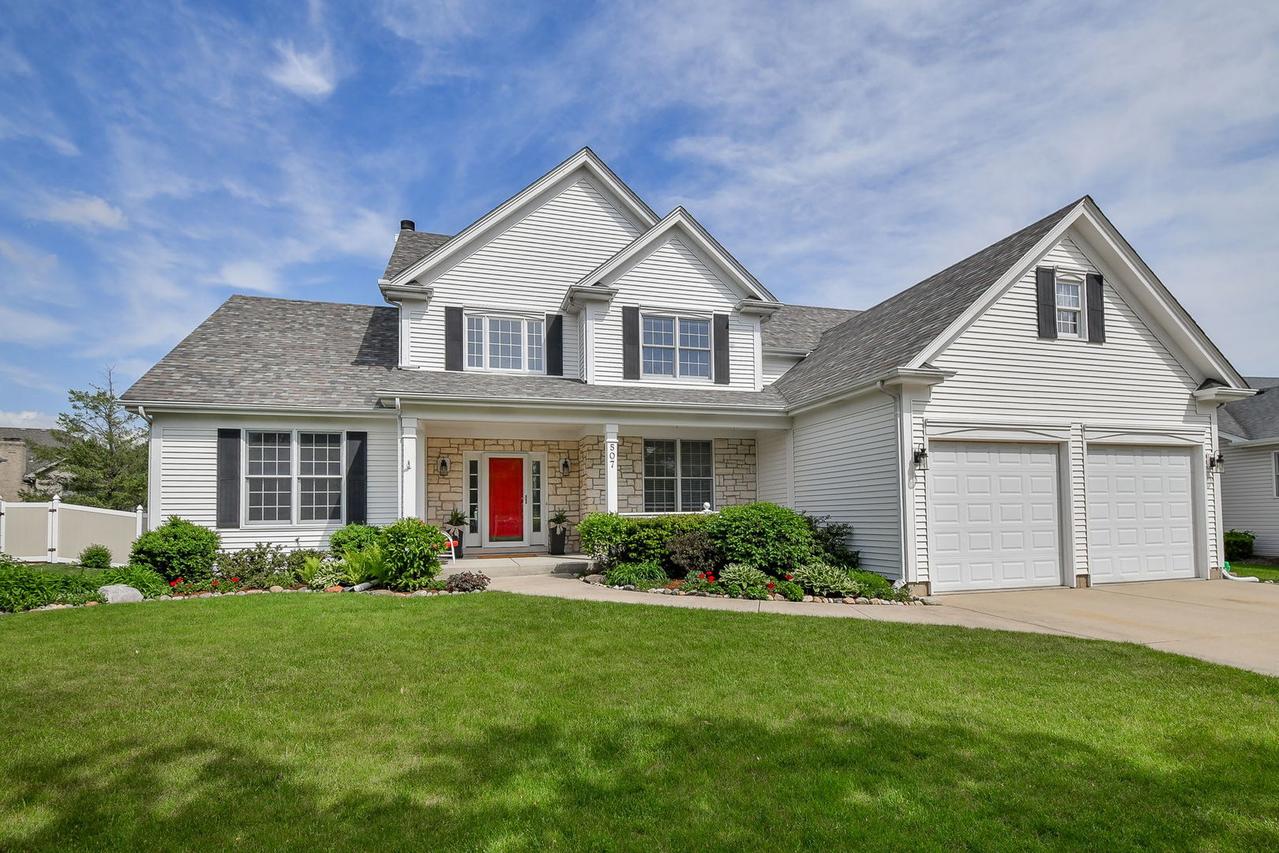 507 Prairieview Pkwy., Hampshire, IL 60140