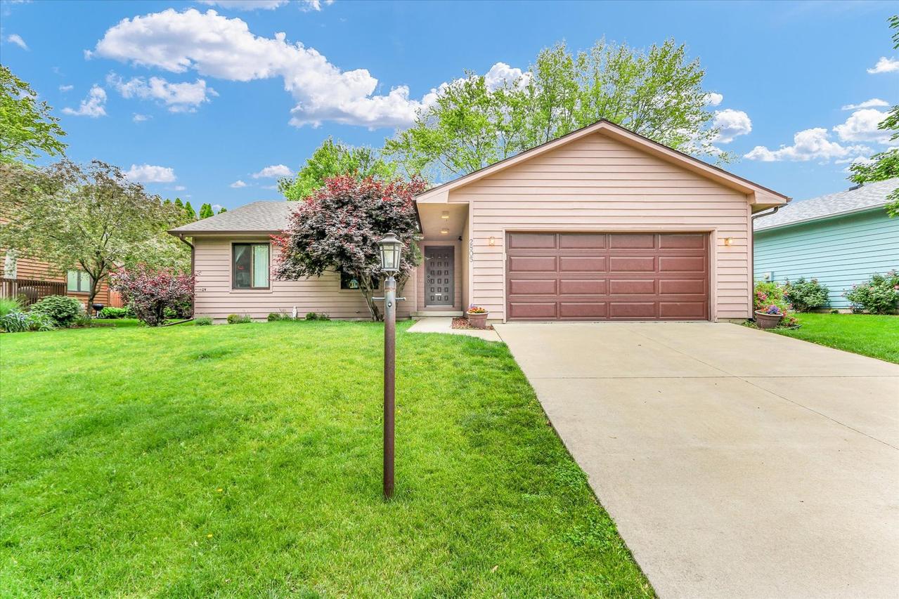 2805 Susan Stone Dr., Urbana, IL 61802