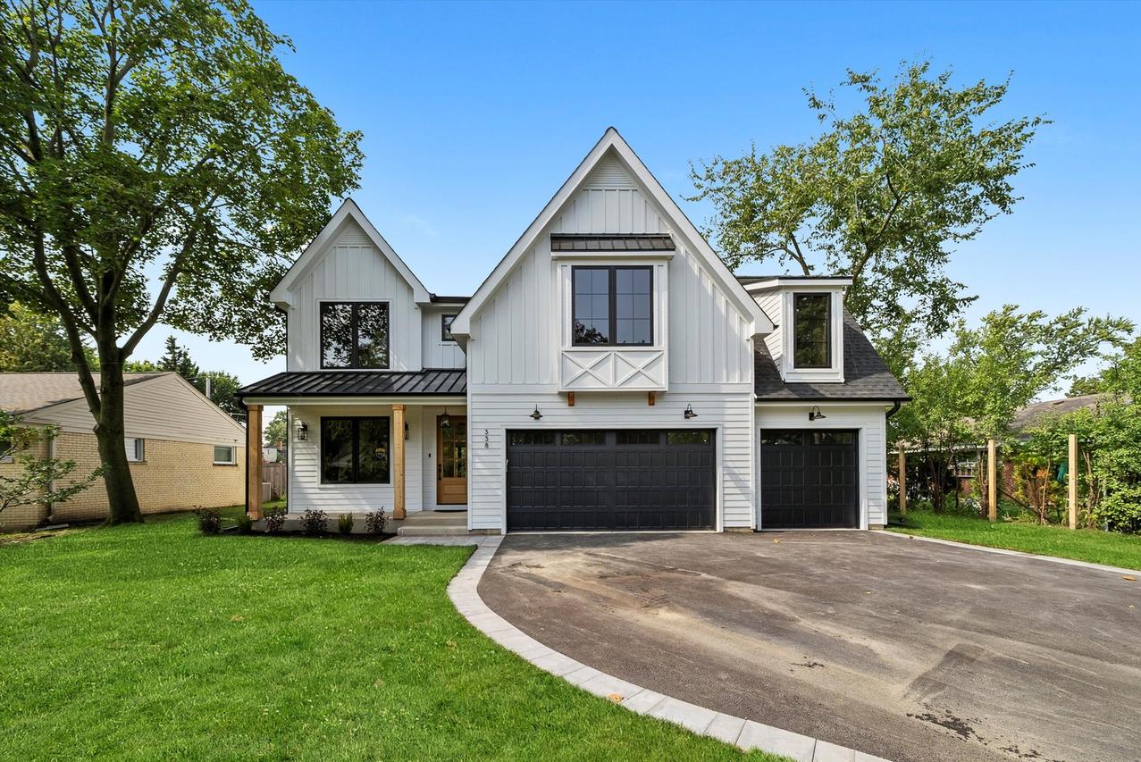 338 Nottingham Ave., Glenview, IL 60025