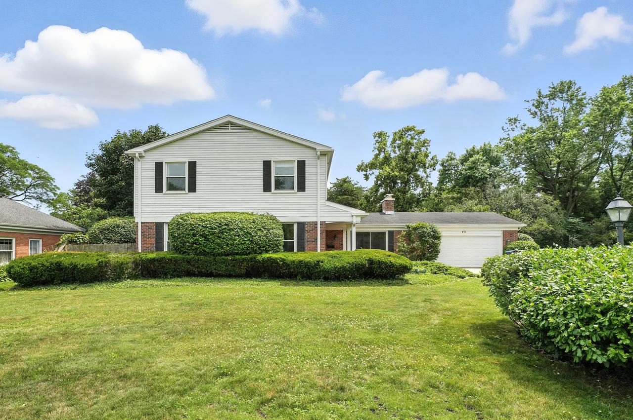 45 Revere Ct., Deerfield, IL 60015