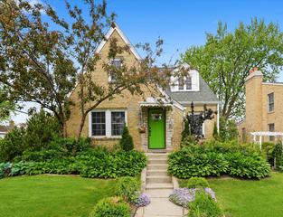 8814 Sayre Ave., Morton Grove, IL 60053