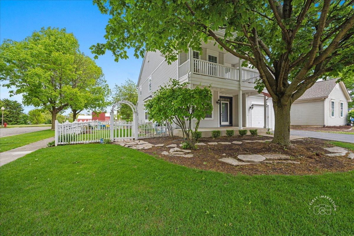 343 Diane Ct., Geneva, IL 60134