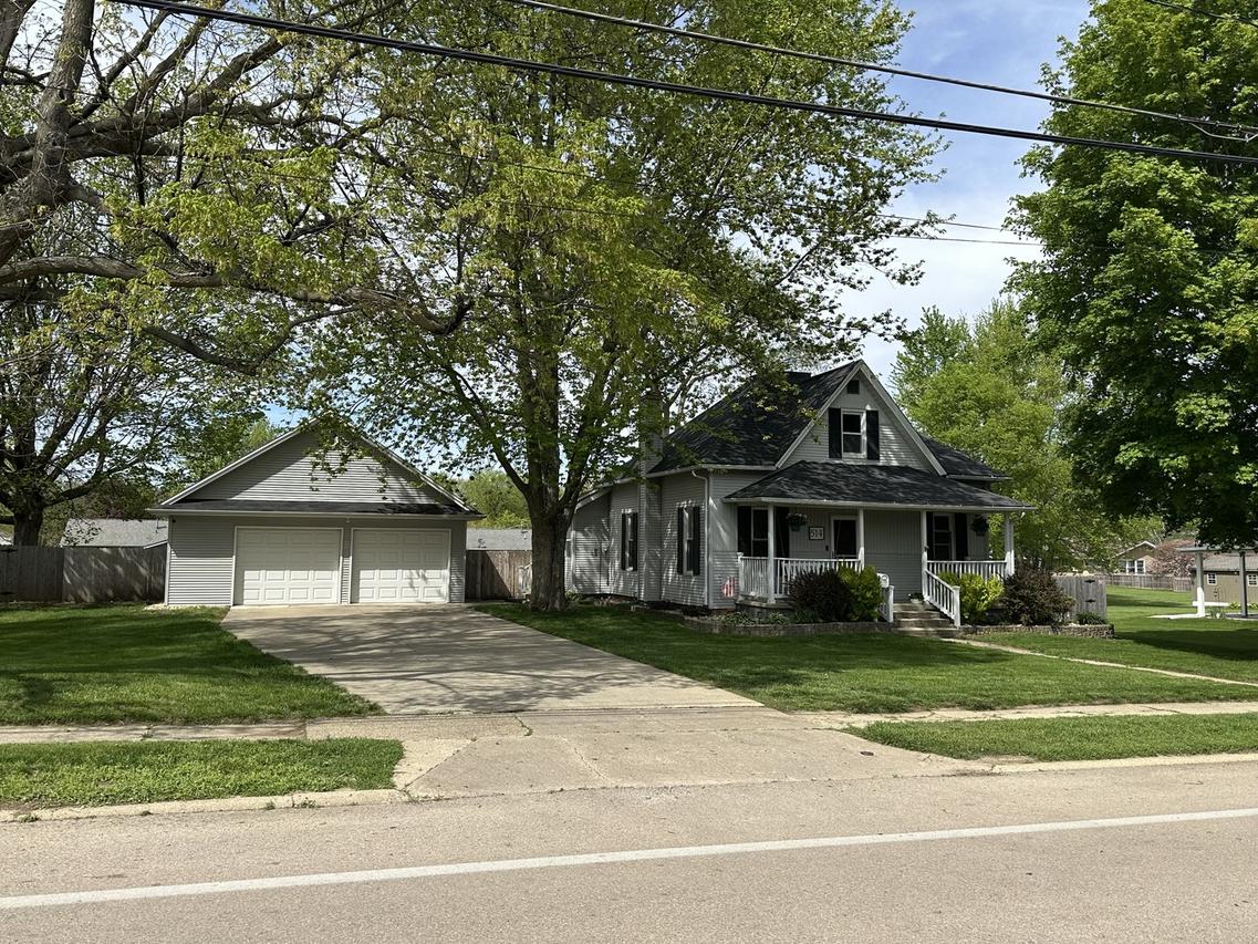 514 E High St., Morrison, IL 61270