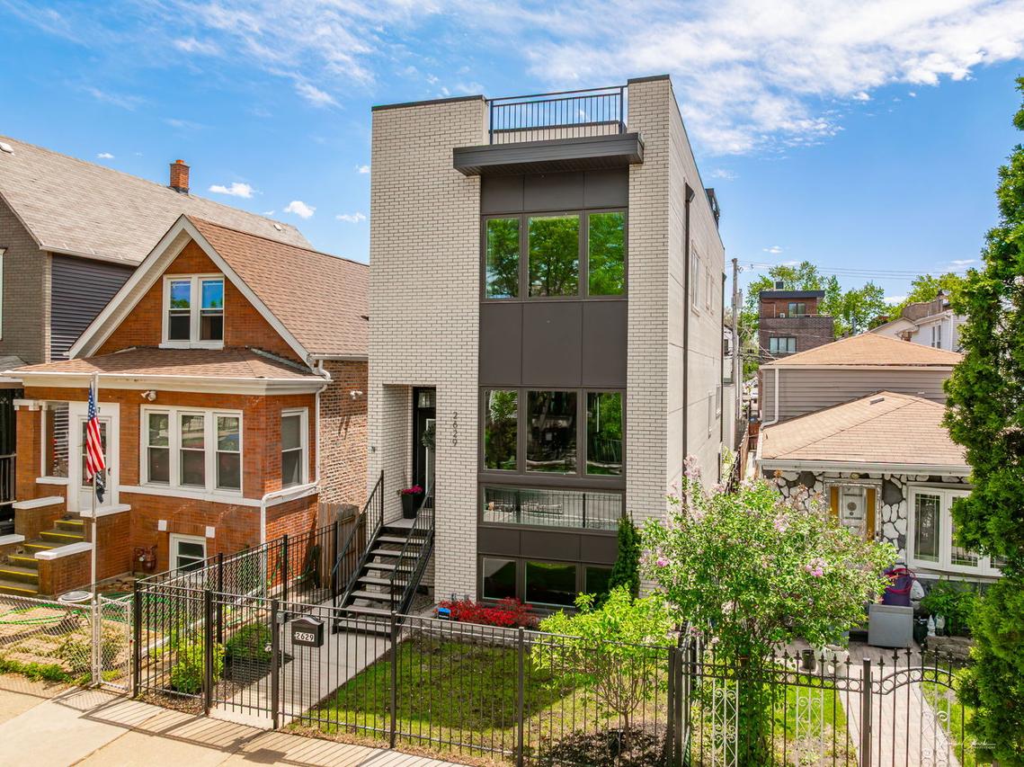 2629 W Homer St., Chicago, IL 60647