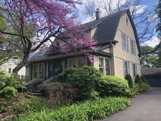 141 W Lincoln Ave., Libertyville, IL 60048