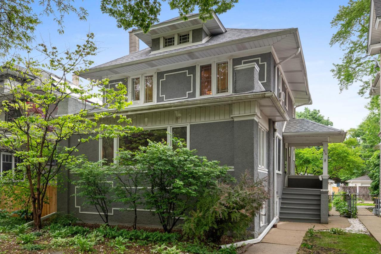 516 Clinton Ave., Oak Park, IL 60304