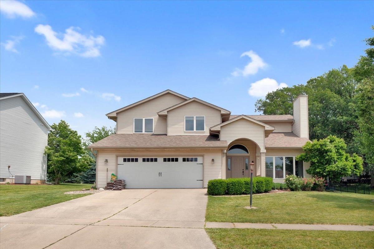 804 Jody Dr., Mahomet, IL 61853