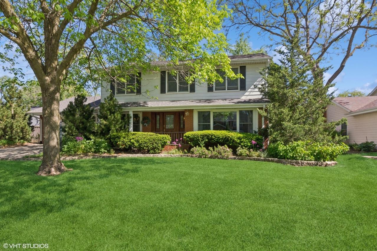 22w080 Glen Valley Dr., Glen Ellyn, IL 60137