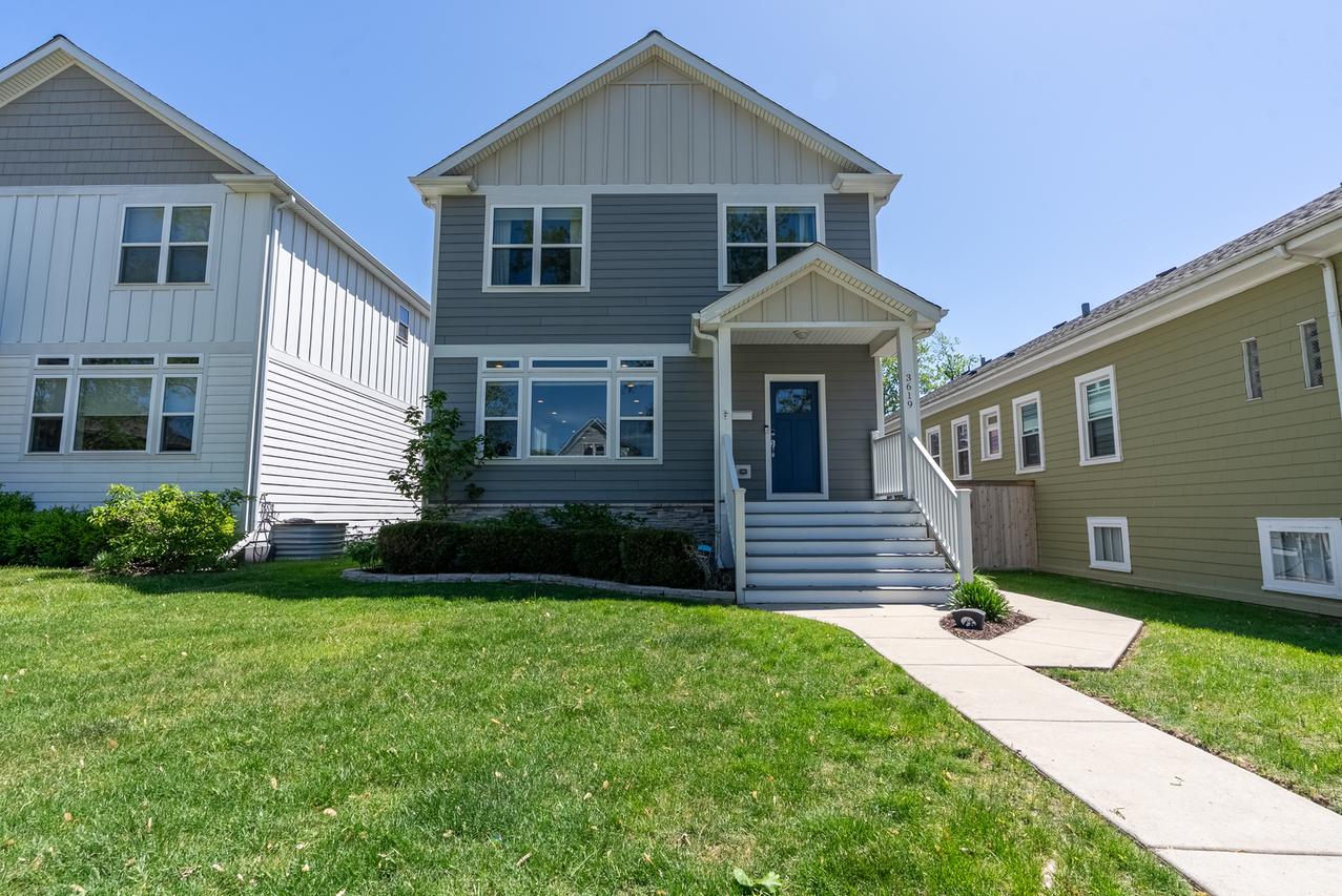 3619 Prairie Ave., Brookfield, IL 60513