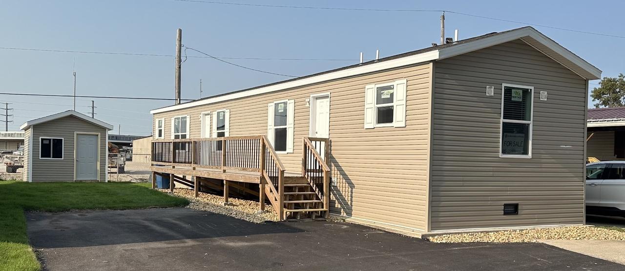 2705 St Vincent Ave. #23A, Lasalle, IL 61301