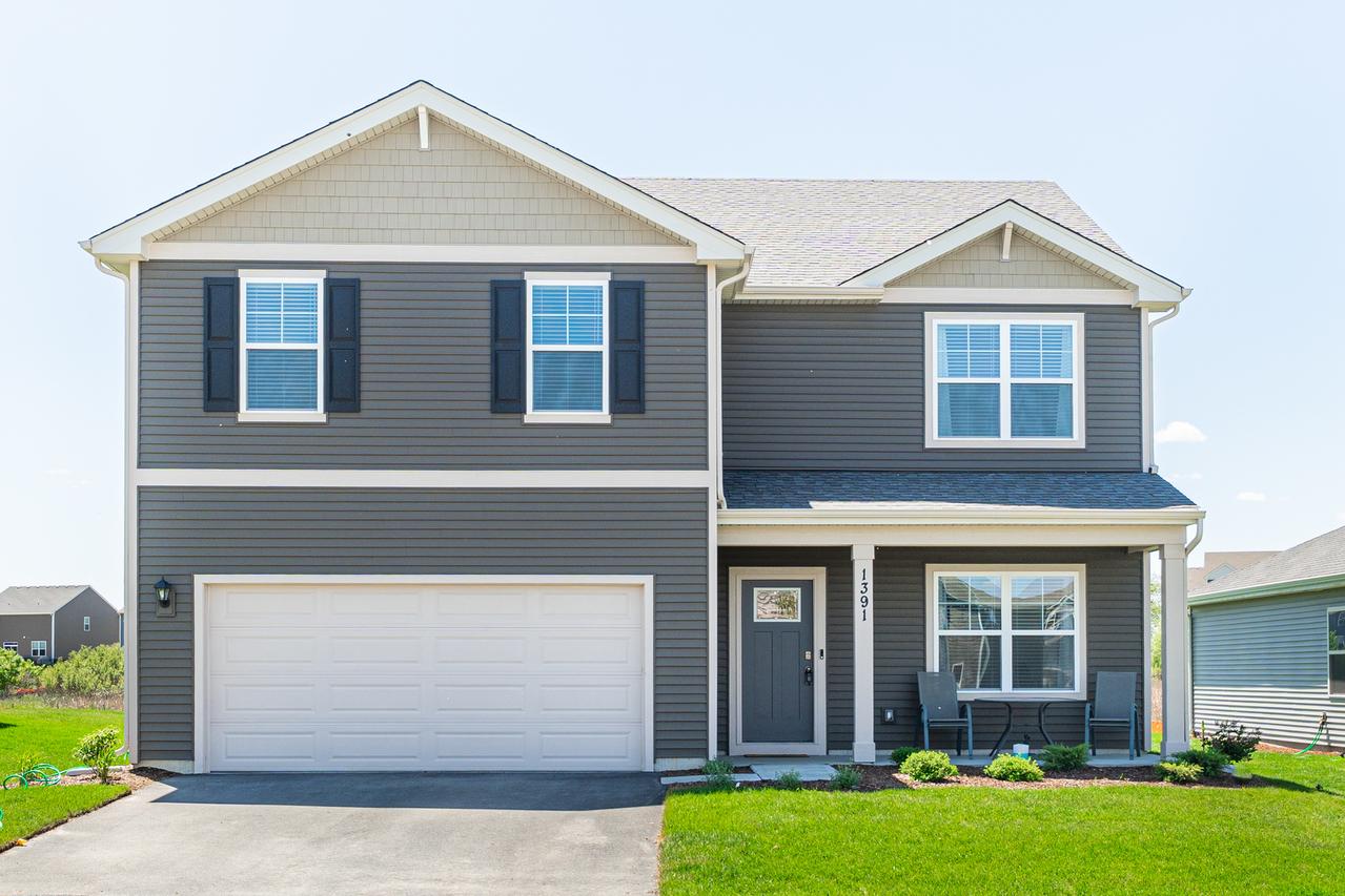 1391 Aspen Ln., Pingree Grove, IL 60140