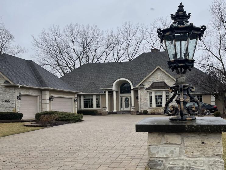1S500 Fairview Ave., Lombard, IL 60148
