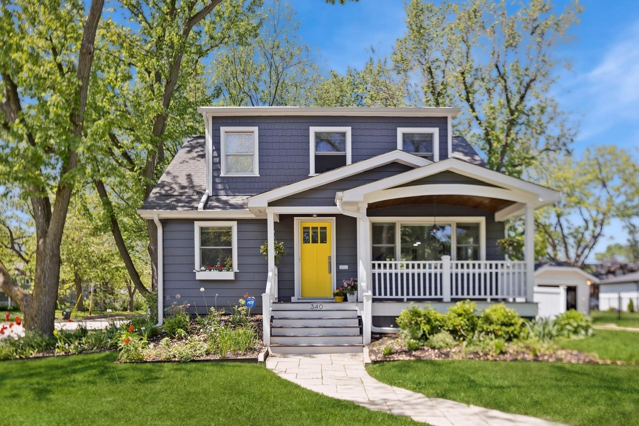 340 S Grant St., Westmont, IL 60559