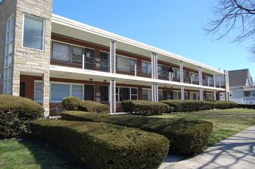 1001 N Harlem Ave. #A, Oak Park, IL 60302