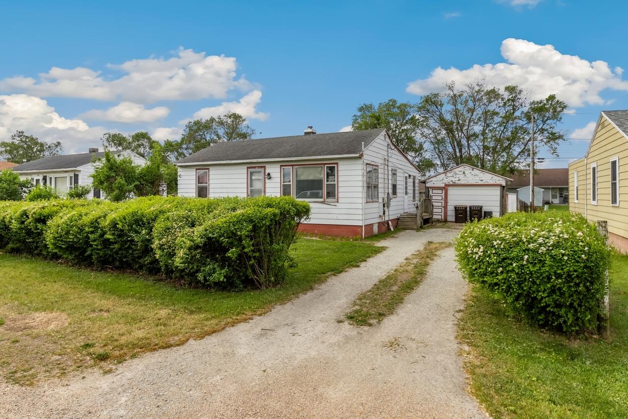 1107 W 21st St., Rock Falls, IL 61071