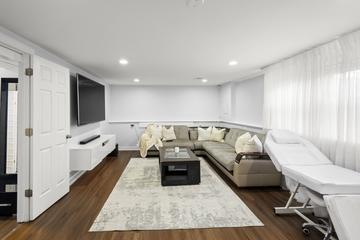 3907 New Haven Ave., Arlington Heights, IL 60004