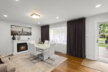 3907 New Haven Ave., Arlington Heights, IL 60004