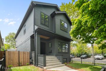 4183 W Nelson St., Chicago, IL 60641