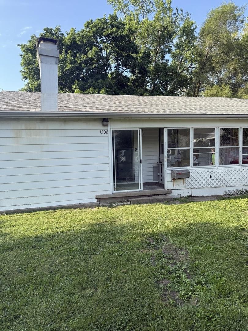 1306 E Green St., Urbana, IL 61802