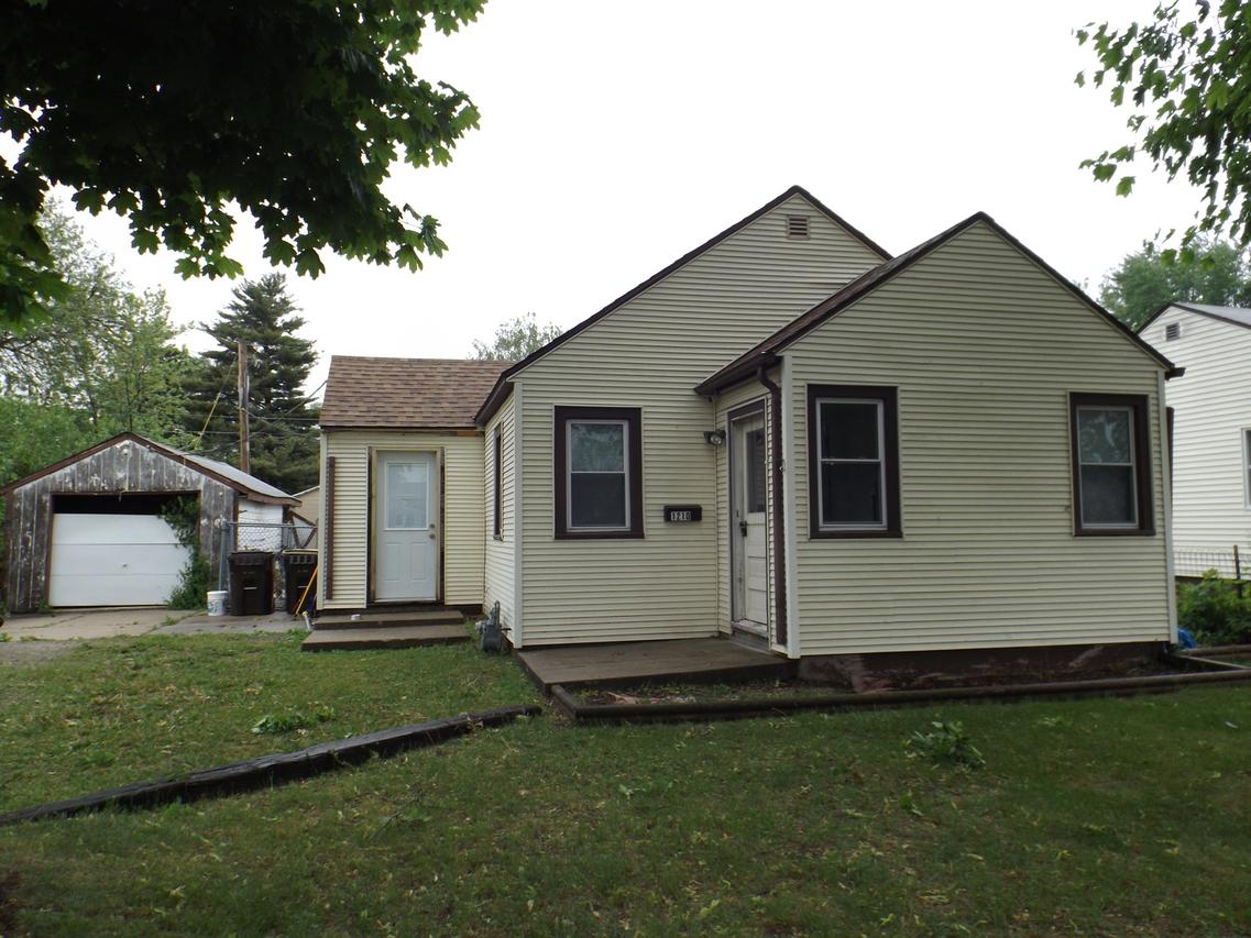 1210 W 20th St., Rock Falls, IL 61071