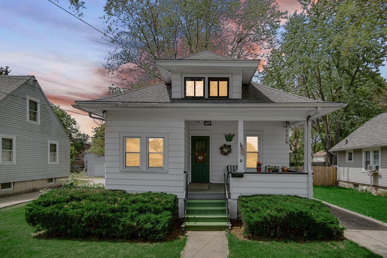 629 S Union St., Aurora, IL 60505