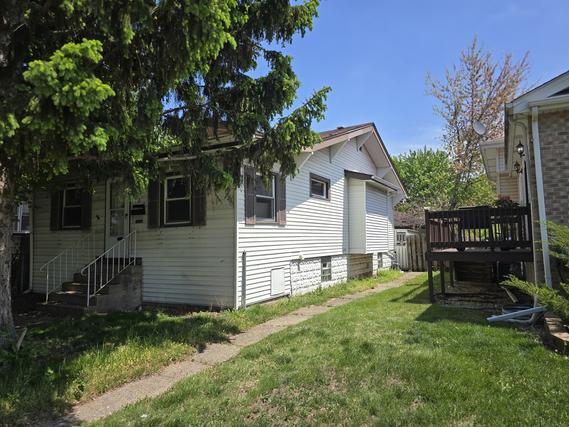 523 Ingraham Ave., Calumet City, IL 60409