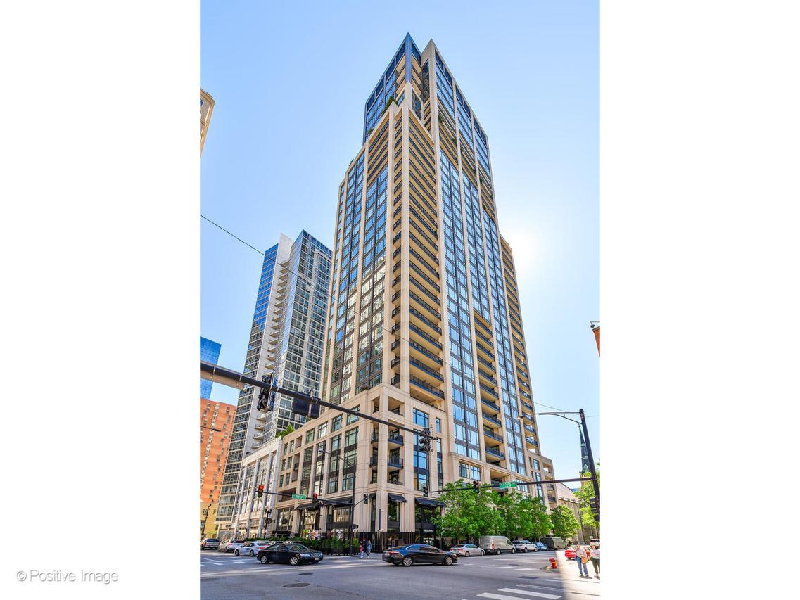 9 W Walton St. #1501, Chicago, IL 60610