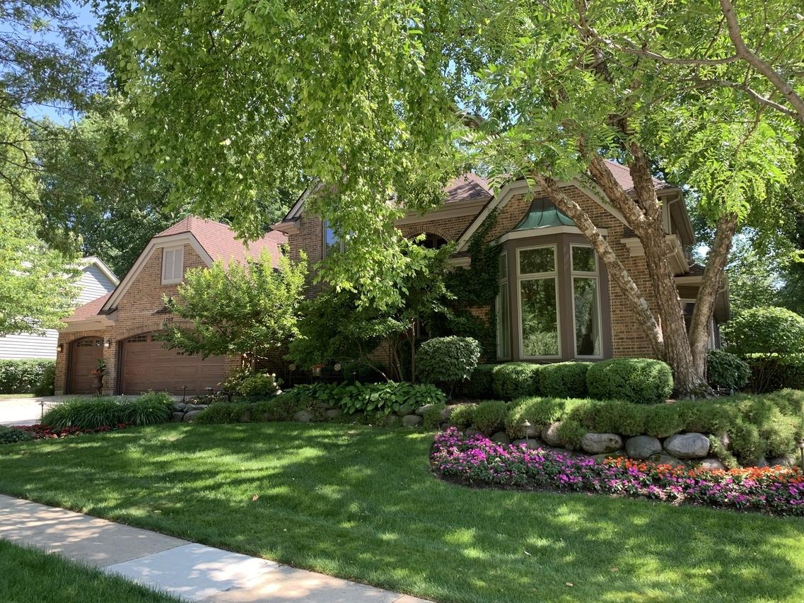 1260 Medinah Dr., Itasca, IL 60143