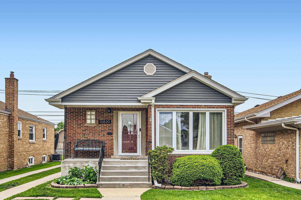10820 S Hamlin Ave., Chicago, IL 60655
