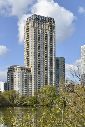 2550 N Lakeview Ave. #S2005, Chicago, IL 60614