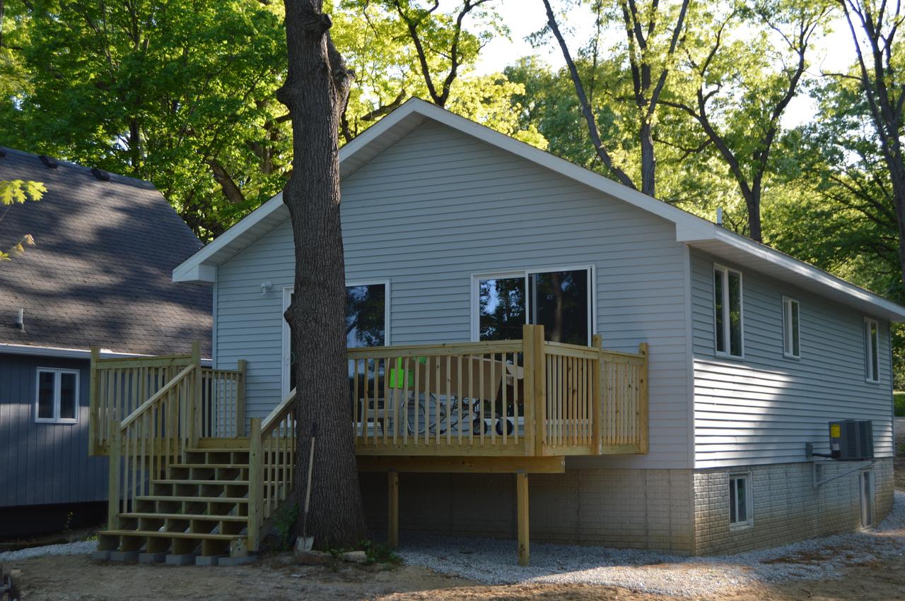 32 Magnolia Dr., Putnam, IL 61560