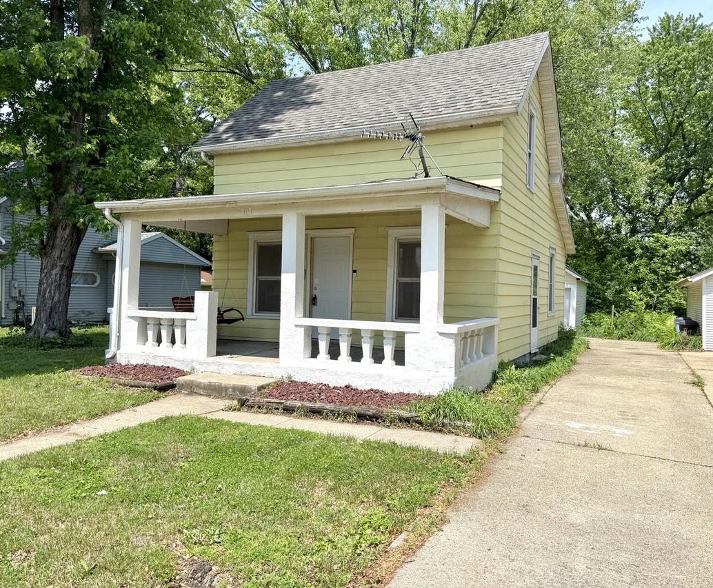 808 W 5th St., Rock Falls, IL 61071
