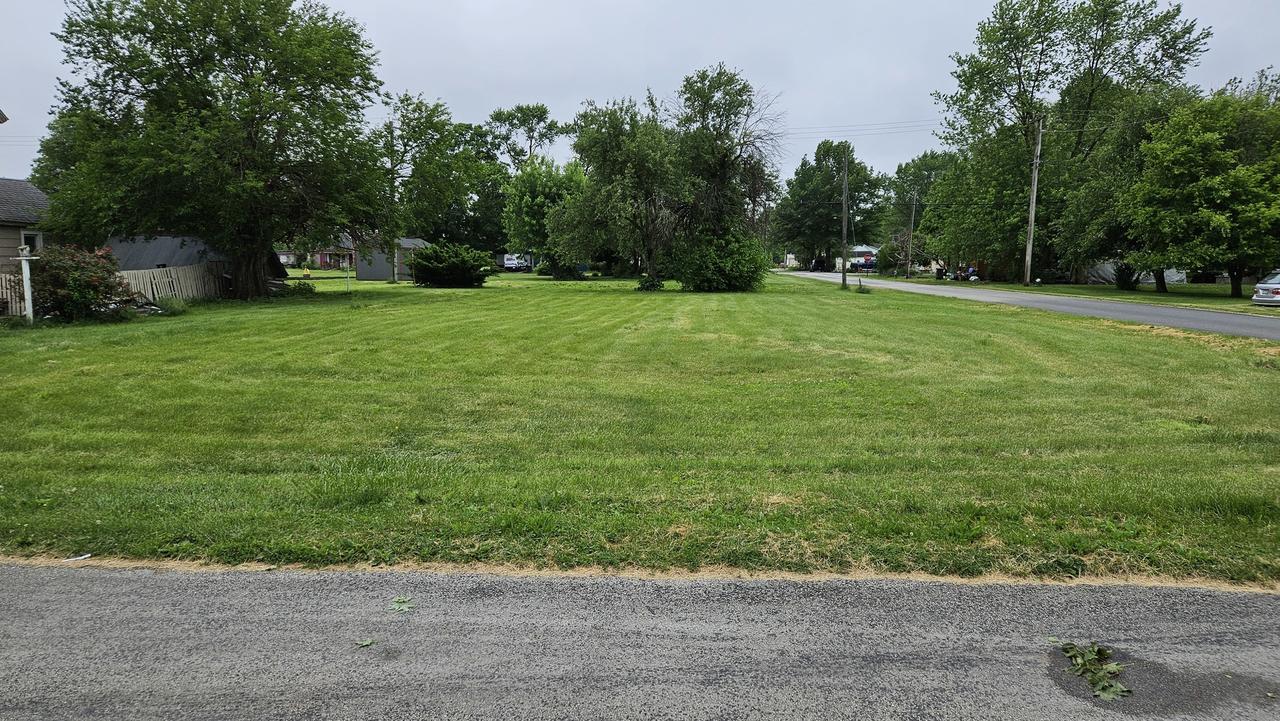 302 E Market St., Sidell, IL 61876