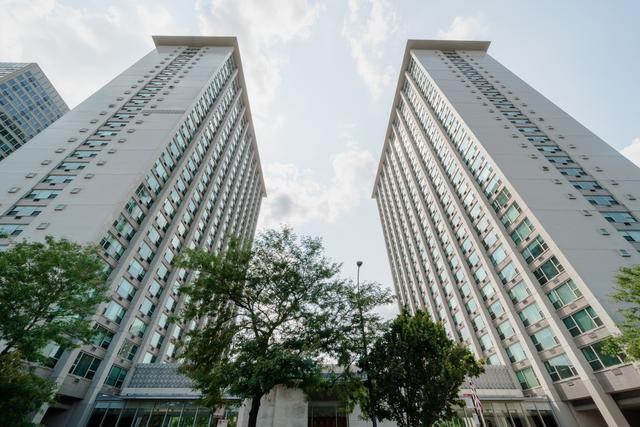 3600 N Lake Shore Dr. #2307, Chicago, IL 60613