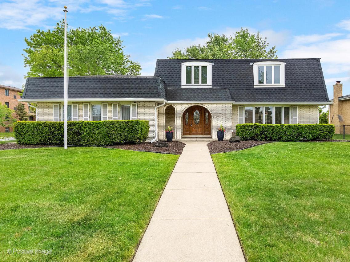 7514 Nantucket Dr., Darien, IL 60561