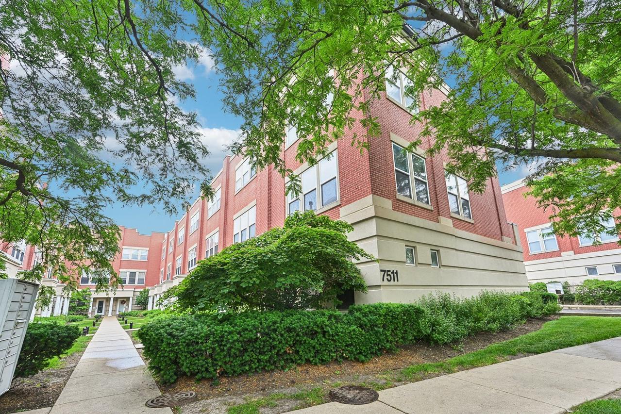 7511 Brown Ave. #N, Forest Park, IL 60130