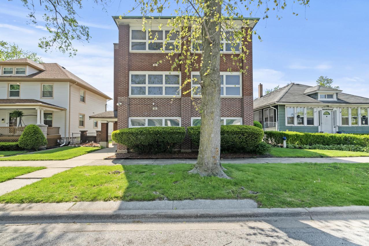 1412 Schilling Ave., Chicago Heights, IL 60411