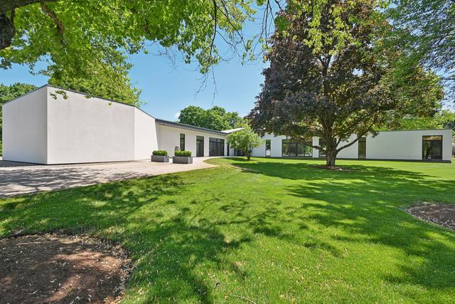 4N575 Old Quarry Rd., St. Charles, IL 60174