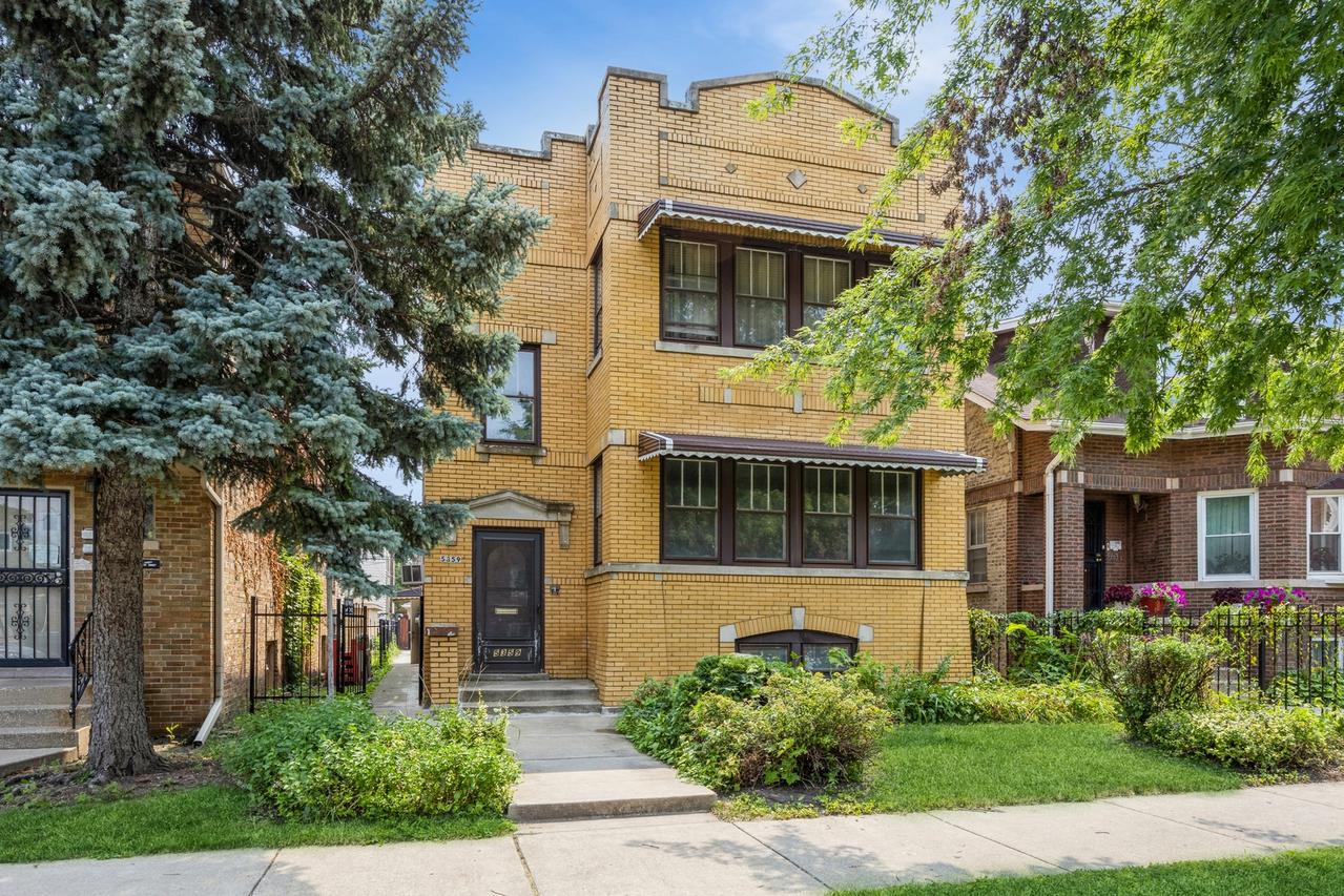 5359 W Potomac Ave., Chicago, IL 60651
