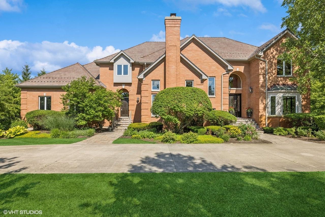 3 Shoreside Dr., South Barrington, IL 60010