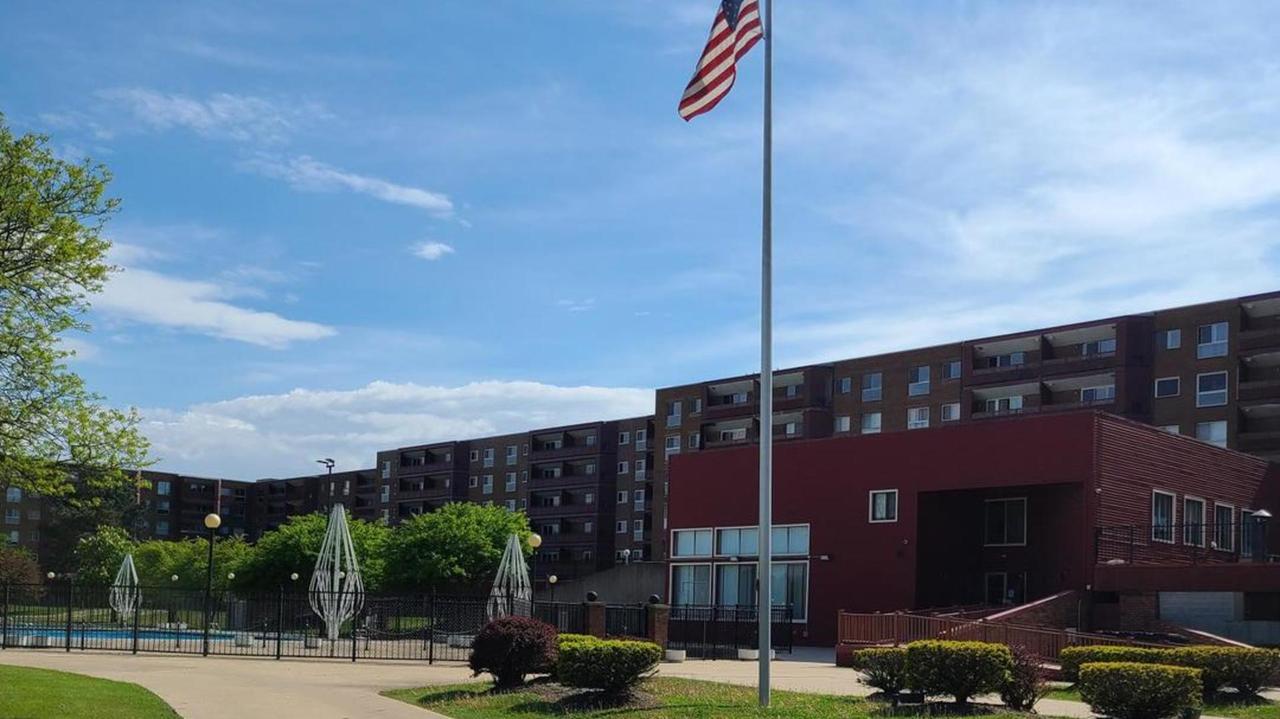 500 Park Ave. #537, Calumet City, IL 60409