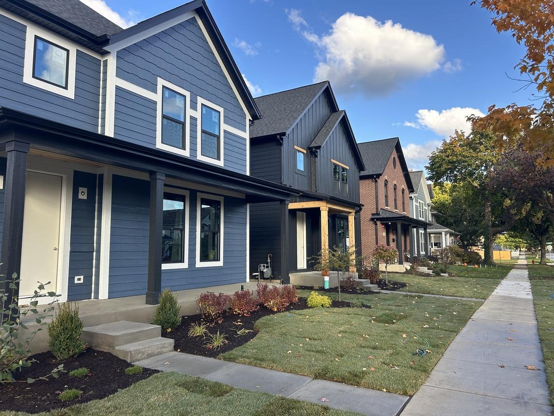 2 E Slade St., Palatine, IL 60067