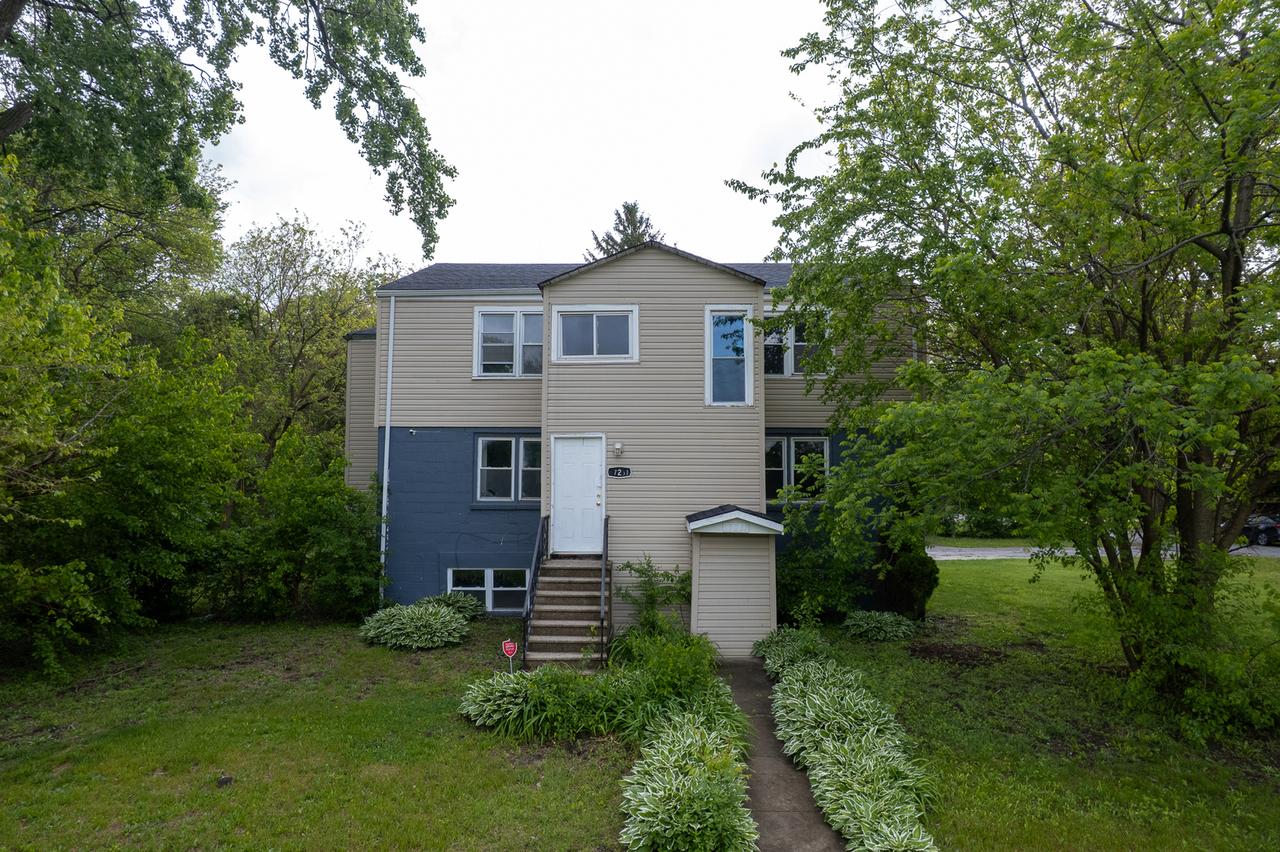 17231 Laflin Ave., East Hazel Crest, IL 60429