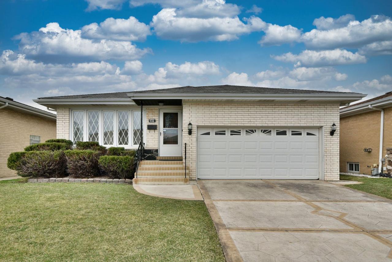 4732 N Anthon Ave., Chicago, IL 60656