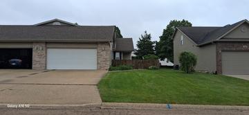 2710 Deer Ct. #1, Ottawa, IL 61350