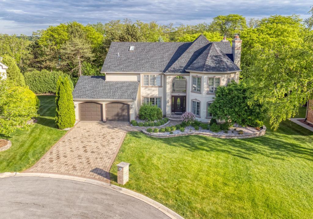1505 Old Oak Pl., Darien, IL 60561